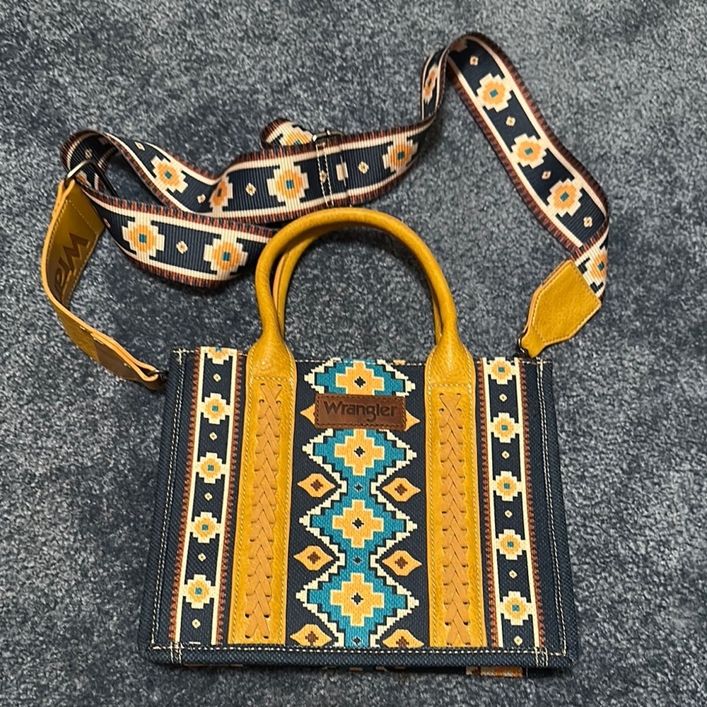Wrangler Women's Yellow and blue Patterned Bag